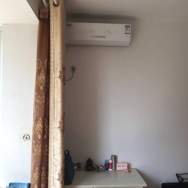 工會為員工宿舍配備的空調(diào) 工會為員工宿舍配備的空調(diào)